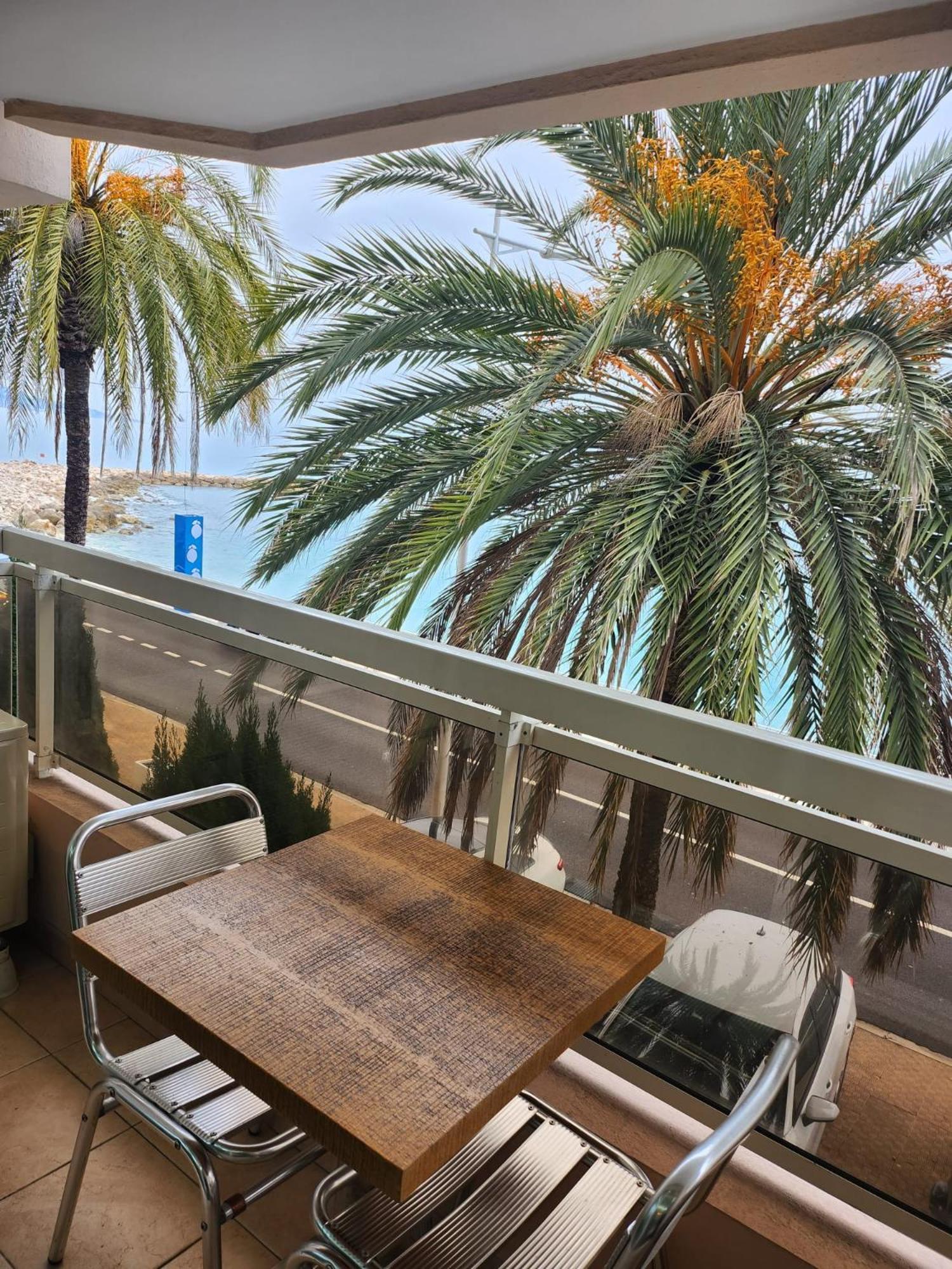 Bluemarine, Studio Vista Mare Μεντόν Εξωτερικό φωτογραφία
